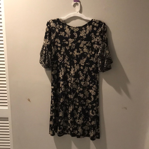 $99 NWT Karen Kane Dress - Picture 3 of 3
